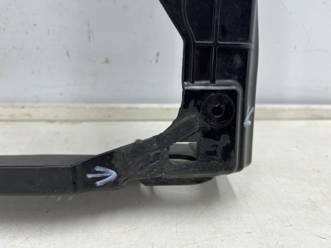 Pas przedni VW Passat B8 3G0 14-23r. wzmocnienie czołowe ramka chłodnic oryginalna 3g0805588