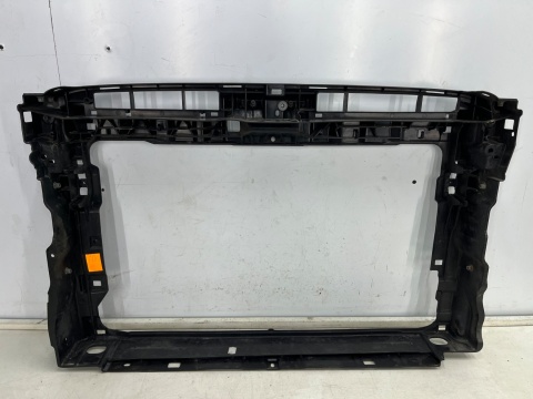 Pas przedni VW Passat B8 3G0 14-23r. wzmocnienie czołowe ramka chłodnic oryginalna 3g0805588