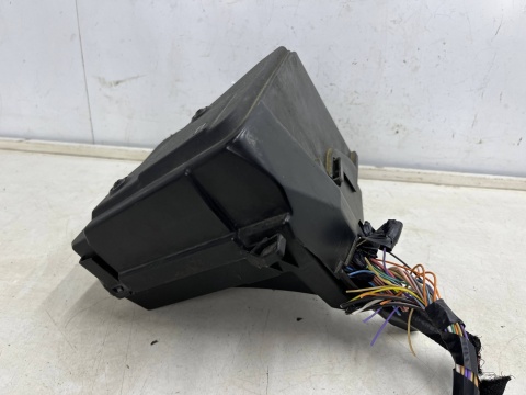 Skrzynka bezpieczników Renault Megane 2 II 02-09r. 1.6 16V Benzyna moduł obudowa pokrywa zaślepka 8200481867-G 8200356339