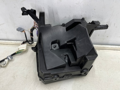 Skrzynka bezpieczników Renault Megane 2 II 02-09r. 1.6 16V Benzyna moduł obudowa pokrywa zaślepka 8200481867-G 8200356339