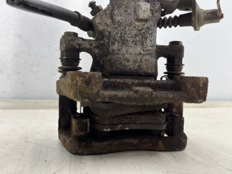 Zacisk hamulcowy Opel Meriva A 03-10r. prawy tylny jarzmo prawy tył