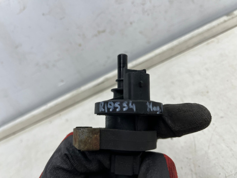 Zawór podciśnienia Renault Megane II 02-09r. 1.6 16V Benzyna elektrozawór podciśnienia 8200660852