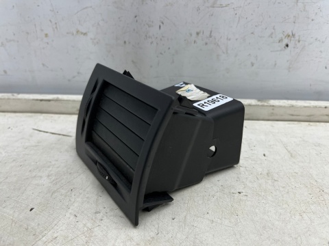 Kratka nawiewu Opel Meriva A 03-10r. LEWA nadmuchu deski wnętrza 13107751