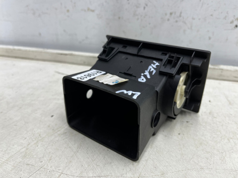 Kratka nawiewu Opel Meriva A 03-10r. LEWA nadmuchu deski wnętrza 13107751