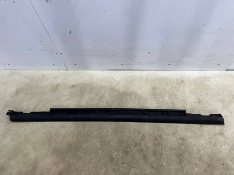 Nakładka progu Mazda CX-5 II CX5 II 17r.- LEWA listwa progowa zewnętrzna dolna próg kb7w-51pr1 kb7w-51ps1