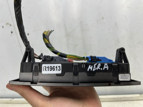 Panel klimatyzacji Opel Meriva A 03-10r. sterowania nawiewem wentylacją climatronic 090329826