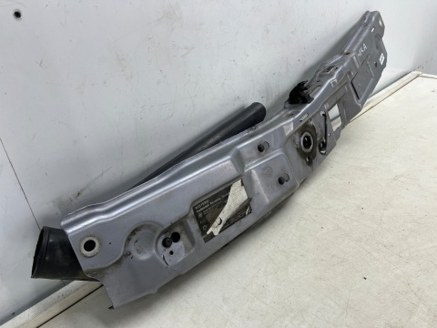 Pas przedni Opel Meriva A 03-10r. wzmocnienie górne ramka zamek maski 93301874