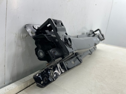 Pas przedni Suzuki Vitara III 15r.- wzmocnienie górne ramka zamka maski 