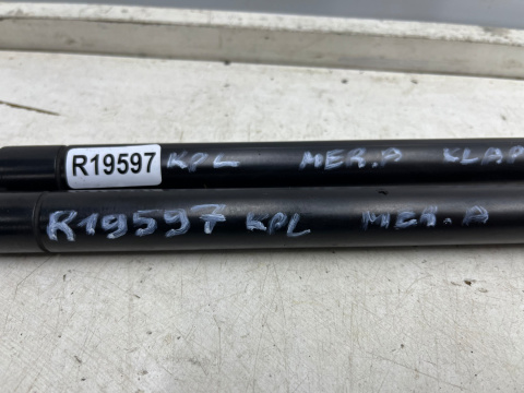 Siłownik Opel Meriva A 03-10r. teleskop sprężyna gazowa bagażnika klapy KOMPLET