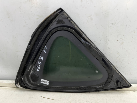 Szyba boczna Mazda CX-5 II CX5 II 17r.- trójkąt karoseryjna prawa tylna prawy tył oryginalna