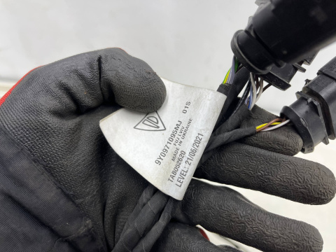 Wiązka Porsche Cayenne III 9y 17r.- przednia instalacja zderzaka kable czujników PDC przód 9y0971095mj