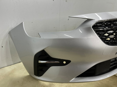 Zderzak przedni Opel Insignia B 20-22r. Lift przód 4XPDC 39140468