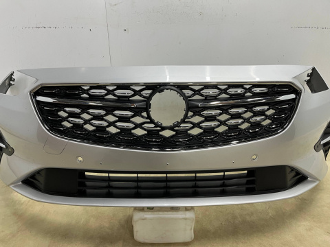 Zderzak przedni Opel Insignia B 20-22r. Lift przód 4XPDC 39140468