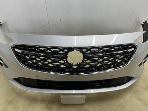 Zderzak przedni Opel Insignia B 20-22r. Lift przód 4XPDC 39140468