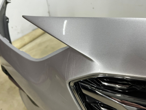 Zderzak przedni Opel Insignia B 20-22r. Lift przód 4XPDC 39140468