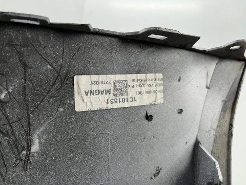 Zderzak przedni Opel Insignia B 20-22r. Lift przód 4XPDC 39140468