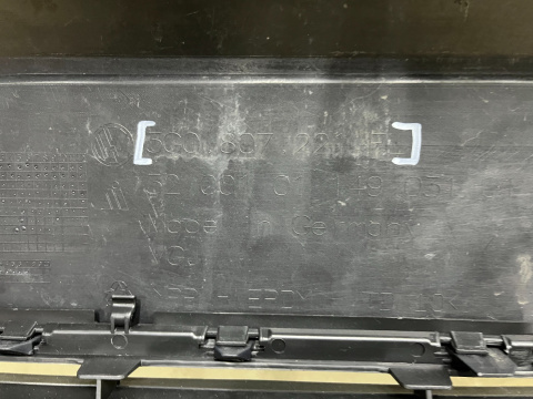 Zderzak przedni VW Golf 7 VII 17-20r. Lift przód 4XPDC 5G0807221FL