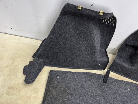 Tapicerka Skoda Fabia I 6y HB 99-08r. wykładzina boczki bagażnika wkład mata dywan podłoga KOMPLET