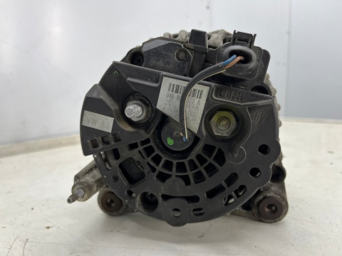 Alternator VW Golf Caddy Polo Passat Audi A3 8L A2 Leon Arosa Cordoba IBIZA Fabia Octavia 045903023a 0124515022