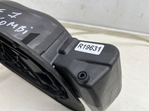 Klapka wlewu paliwa VW Golf 7 VII 12-20r. KOMBI 5g9809857b 5g9809799