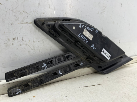 Listwa Range Rover Sport II L494 13-22r. PRAWA kratka błotnika zaślepka nakładka dk62-280b10