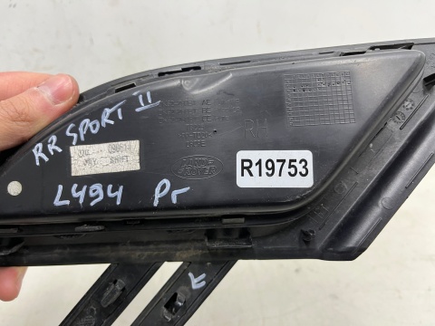 Listwa Range Rover Sport II L494 13-22r. PRAWA kratka błotnika zaślepka nakładka dk62-280b10