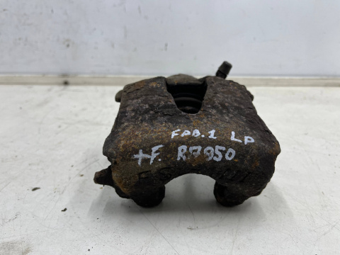 Zacisk hamulcowy VW Golf IV V VI Polo III IV Audi A3 8l 8p Leon I II Ibiza III IV Fabia Octavia Caddy 97-12r. LEWY przedni