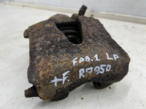 Zacisk hamulcowy VW Golf IV V VI Polo III IV Audi A3 8l 8p Leon I II Ibiza III IV Fabia Octavia Caddy 97-12r. LEWY przedni