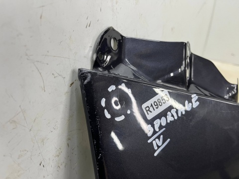 Błotnik Kia Sportage 4 IV 15-21r. prawy przedni prawy przód 