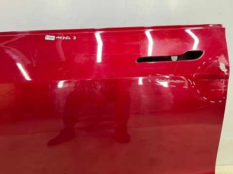Drzwi Tesla Model 3 17r.- lewe przednie lewy przód 