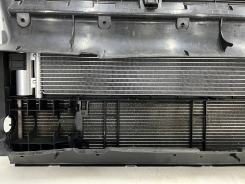 Chłodnica wody Porsche Panamera II 971 16-23r. chłodnica klimatyzacji wentylator wiatrak KOMPLET 