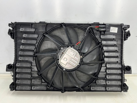 Chłodnica wody Porsche Panamera II 971 16-23r. chłodnica klimatyzacji wentylator wiatrak KOMPLET 