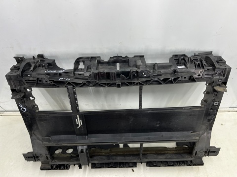 Pas przedni Ford Fiesta VII MK8 17-22r. wzmocnienie ramka chłodnic oryginalne h1bb-8b041-a h1bb-8b041-c
