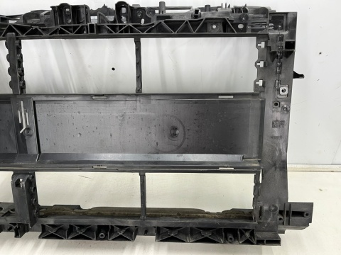 Pas przedni Ford Fiesta VII MK8 17-22r. wzmocnienie ramka chłodnic oryginalne h1bb-8b041-a h1bb-8b041-c