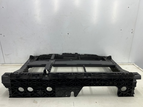 Pas przedni Ford Fiesta VII MK8 17-22r. wzmocnienie ramka chłodnic oryginalne h1bb-8b041-a h1bb-8b041-c
