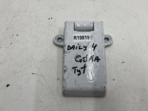 Zawias drzwi Iveco Daily 4 IV 14r.- GÓRNY zawias 180 stopni lewych prawych tylnych drzwi bagażnika otwieranych prawy lewy tył