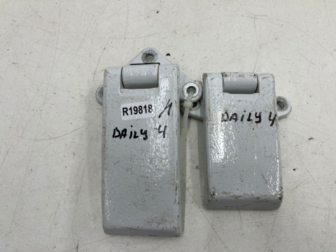 Zawias drzwi Iveco Daily 4 IV 14r.- zawiasy 180 stopni lewych prawych tylnych drzwi bagażnika otwieranych prawy lewy tył KOMPLE