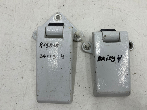 Zawias drzwi Iveco Daily 4 IV 14r.- zawiasy 180 stopni lewych prawych tylnych drzwi bagażnika otwieranych prawy lewy tył KOMPLE