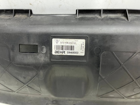 Osłona chłodnicy Porsche Panamera I 970 06-16r. GÓRNA kierownica powietrza pasa przedniego wlot atrapy 970106032
