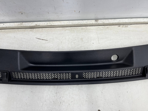 Podszybie Skoda Fabia I 6y 99-08r. górne nieuszkodzone Europa 6y1819415a 6y2819415a