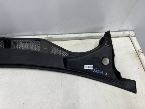 Podszybie Skoda Fabia I 6y 99-08r. górne nieuszkodzone Europa 6y1819415a 6y2819415a