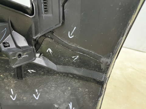 Zderzak przedni Mitsubishi L200 5 V  19-23r. Lift przód 6400J790ZZ