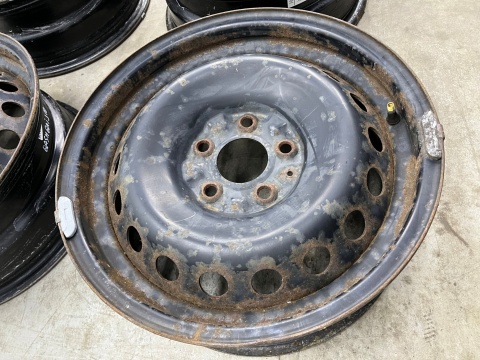 Felga Nissan Qashqai I J10 06-13r. 6,5jx16 5x114,3 ET40 felgi stalowe 16 cali Alcar 7855 KOMPLET