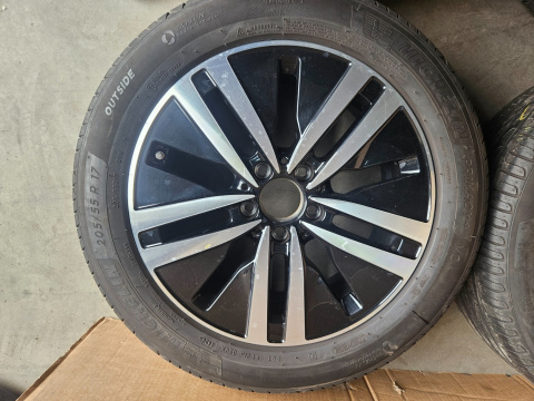 Felga Mercedes w177 CLA C118 X118 w247 CL c215 6.5jx17 ET44 5x112 felgi aluminiowe Z OPONAMI 17 cali oryginalne KOMPLET