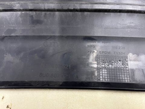 Zderzak tylny Audi Q3 1 I 8U 11-14r. przedlift tył 4XPDC 8U0807511C