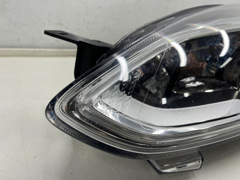 Lampa reflektor Ford Fiesta VII MK8 16-21r. LEWA przednia soczewka z LED + H1 lewy przód Europa oryginalna l1bb-13e015-ce