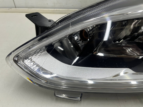 Lampa reflektor Ford Fiesta VII MK8 16-21r. LEWA przednia soczewka z LED + H1 lewy przód Europa oryginalna l1bb-13e015-ce
