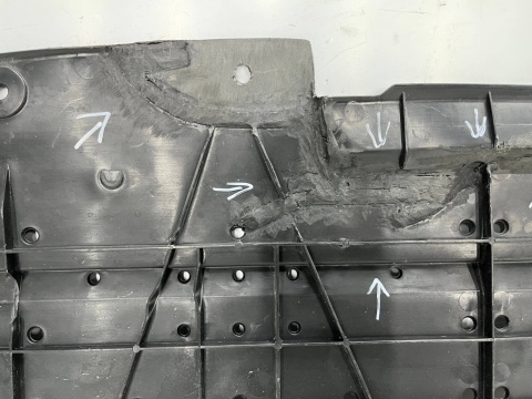 Osłona podwozia Mazda 3 IV BP 2019r.- osłona dolna płyta silnika pod zderzak oryginalna bckb-5611y bckb-56112