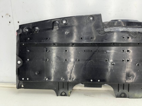 Osłona podwozia Mazda 3 IV BP 2019r.- osłona dolna płyta silnika pod zderzak oryginalna bckb-5611y bckb-56112