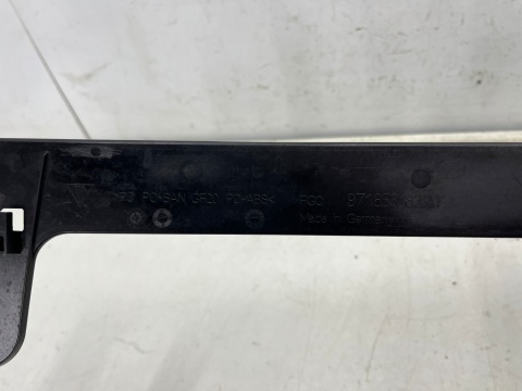 Listwa Porsche Panamera II 971 16-23r. LEWA przednia nakładka osłona słupka drzwi przednich lewy przód 971853183a